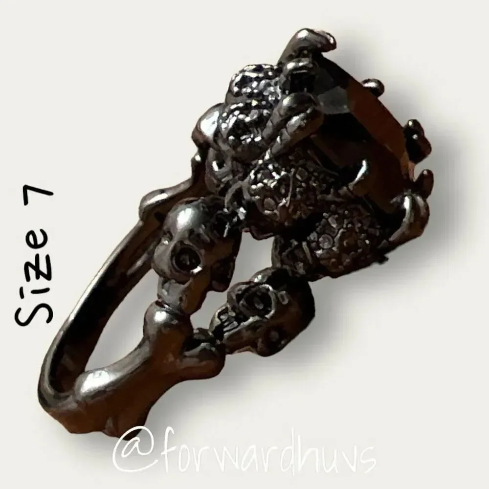 Gunmetal 90’s Steampunk Skull and Bone Victorian Goth Ring Size 7